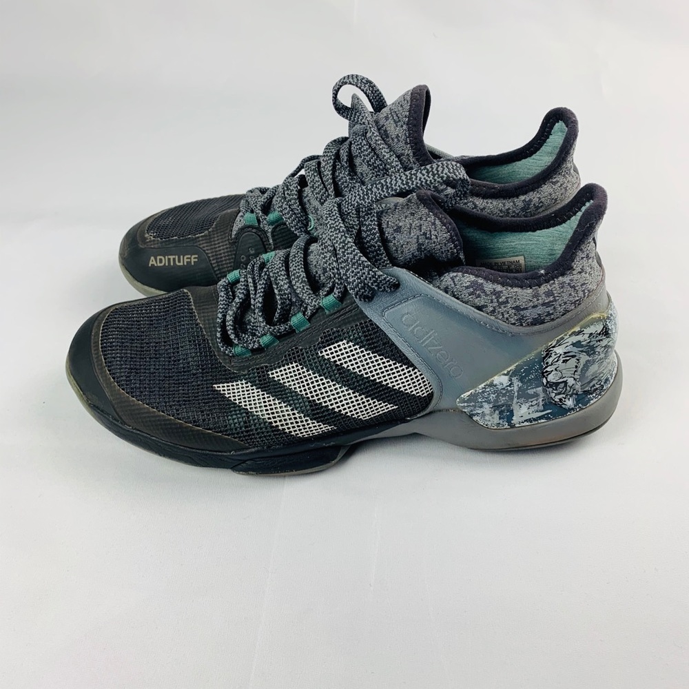 Gently used Special Uber sonic II Adidas Tennis